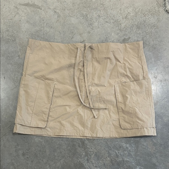 Tan Women's Skirt with Pockets - Picture 1 of 2